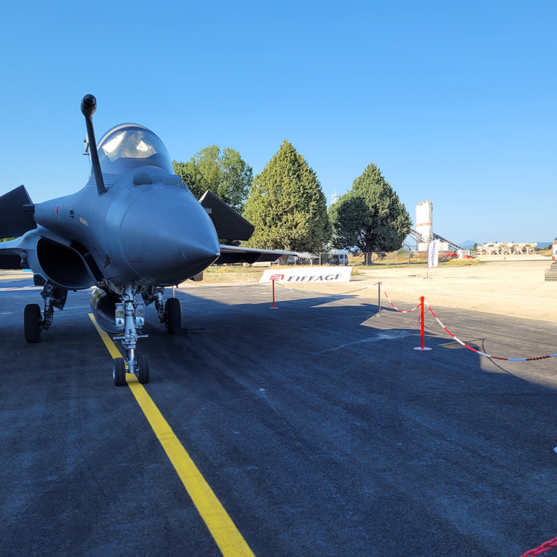 Chantier de rénovation et mise aux normes de la piste BA115 pour l’accueil du 5e escadron Rafale à Orange