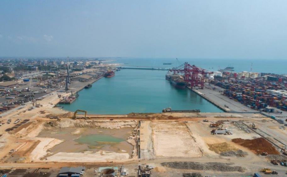 In Cotonou, Benin, Eiffage Génie Civil continues port extension work